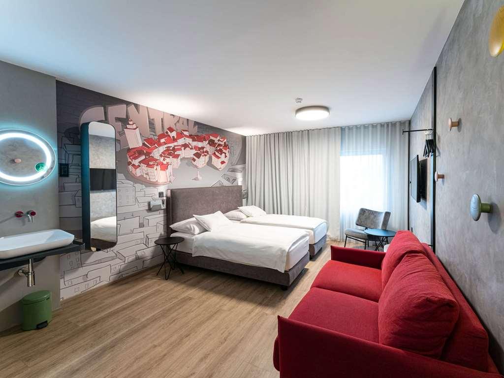 Ibis Styles Ljubljana Centre Hotel Exterior photo