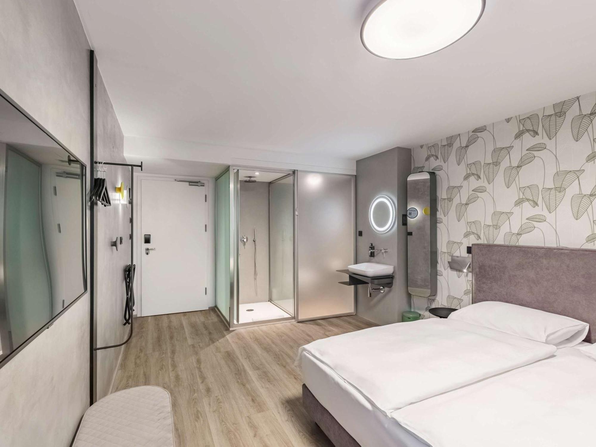 Ibis Styles Ljubljana Centre Hotel Room photo