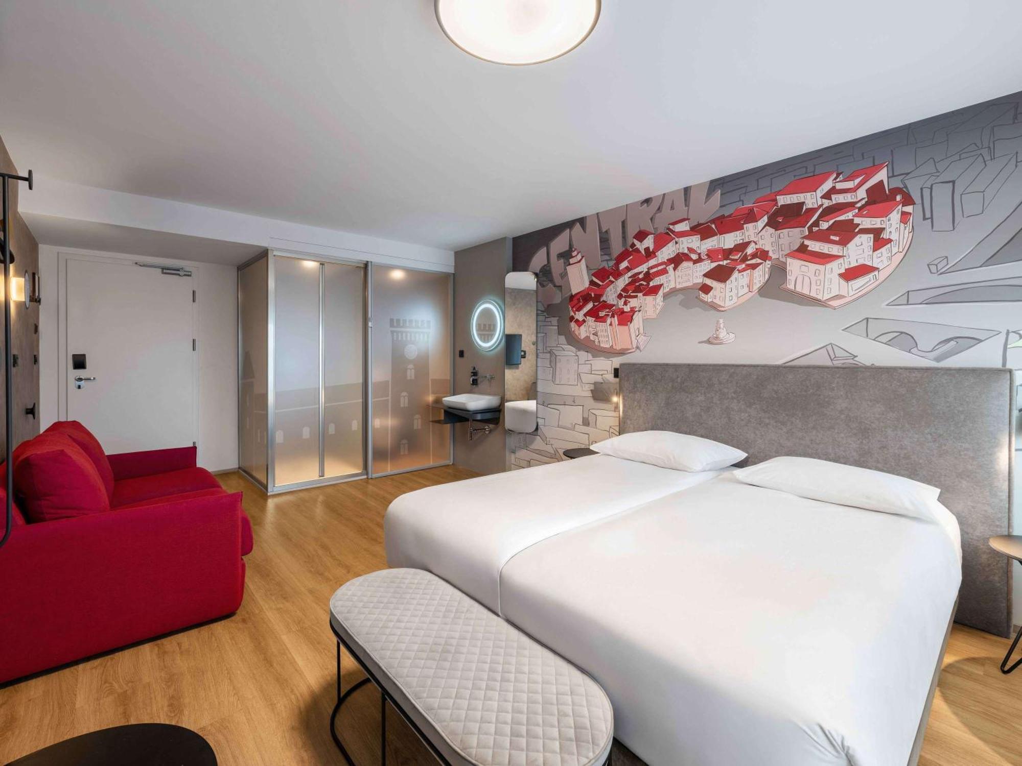 Ibis Styles Ljubljana Centre Hotel Exterior photo