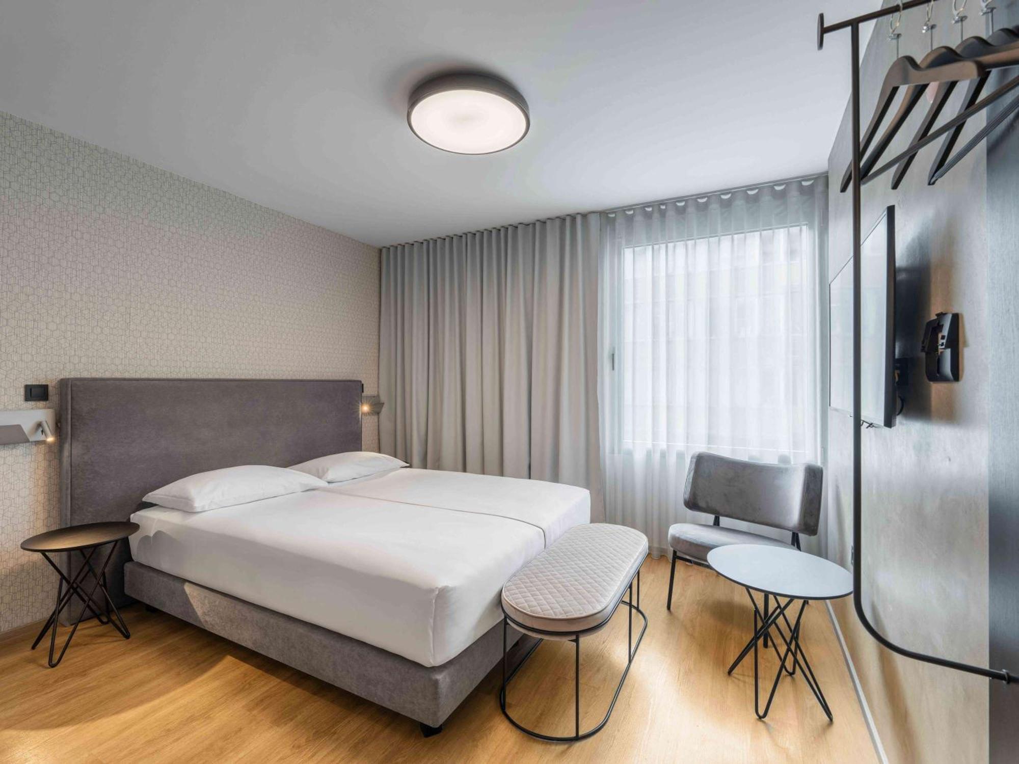 Ibis Styles Ljubljana Centre Hotel Exterior photo